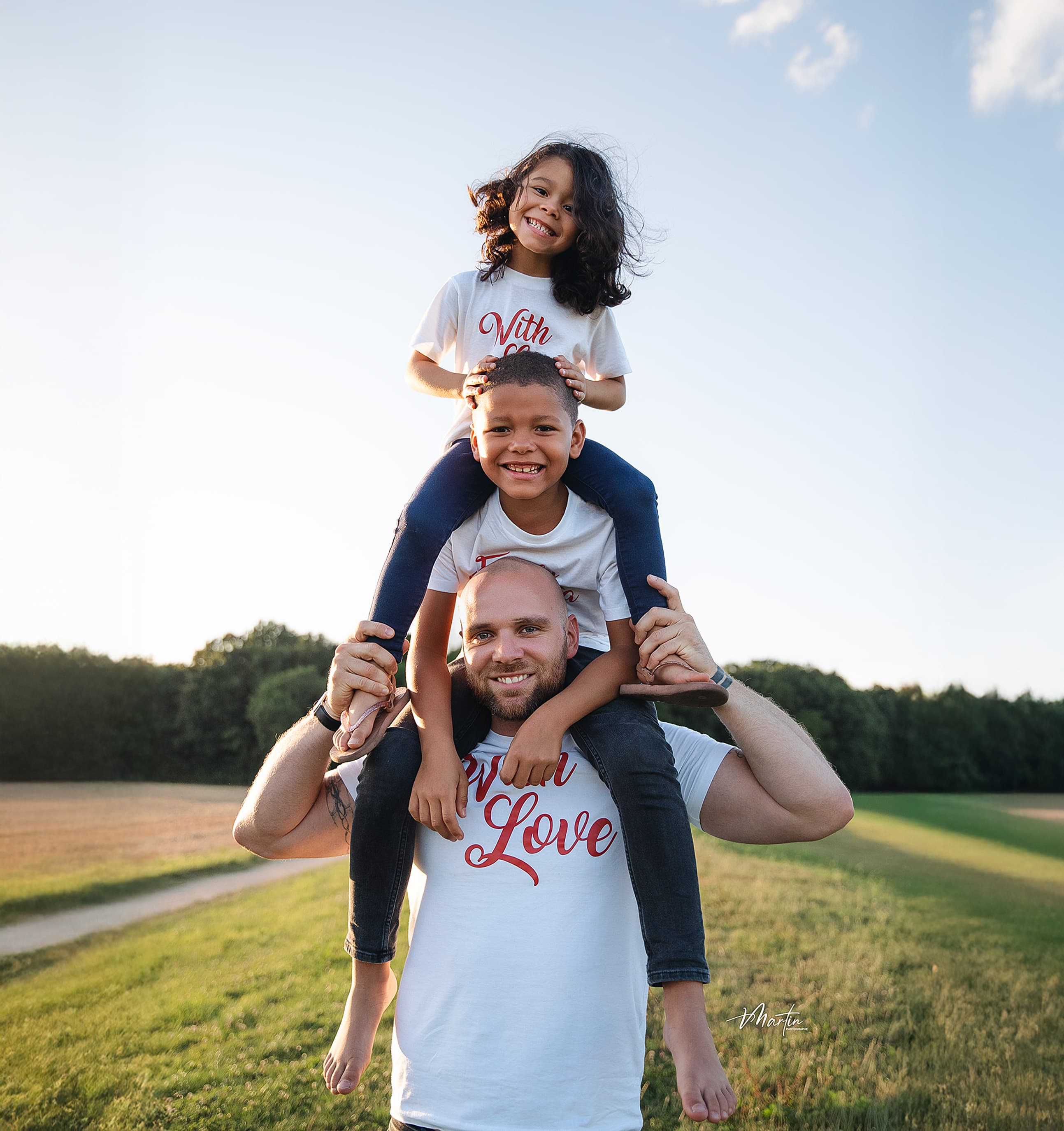 Femme enceinte en séance photo grossesse studio - Amel Martin Photographe